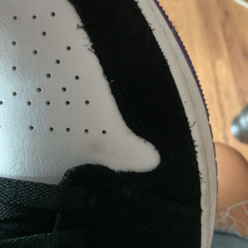Nike Jordan Air 1 Mid SE Size 9.5 Black/Varsity Purple/White 852542-105 - Picture 12 of 12